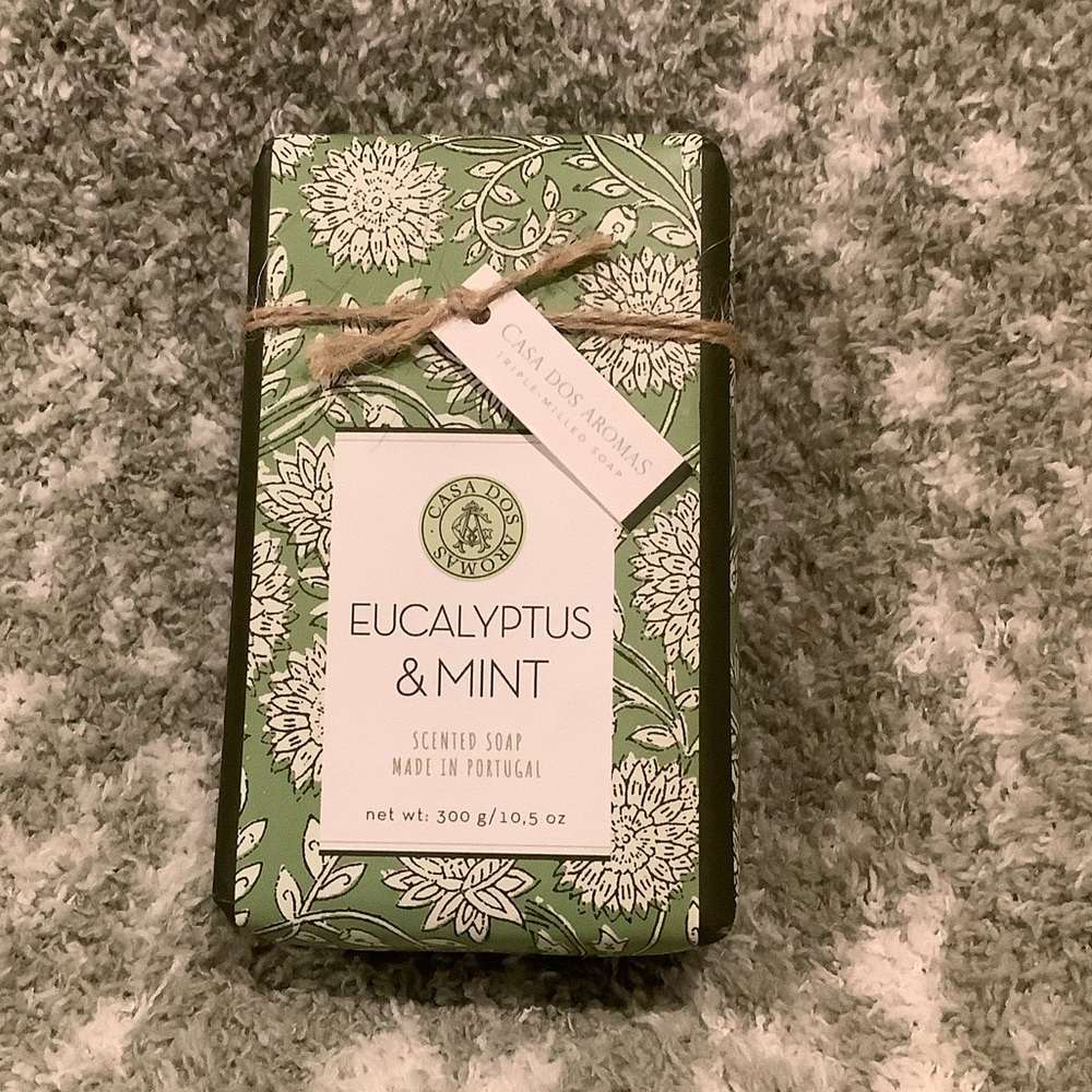 Casa Dos Aromas Scented Eucalyptus and Mint Luxury Hand Soap in 10.5 oz Bar NWT